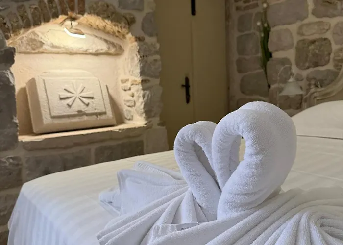 Dubrovnik Throne Suite Ii.